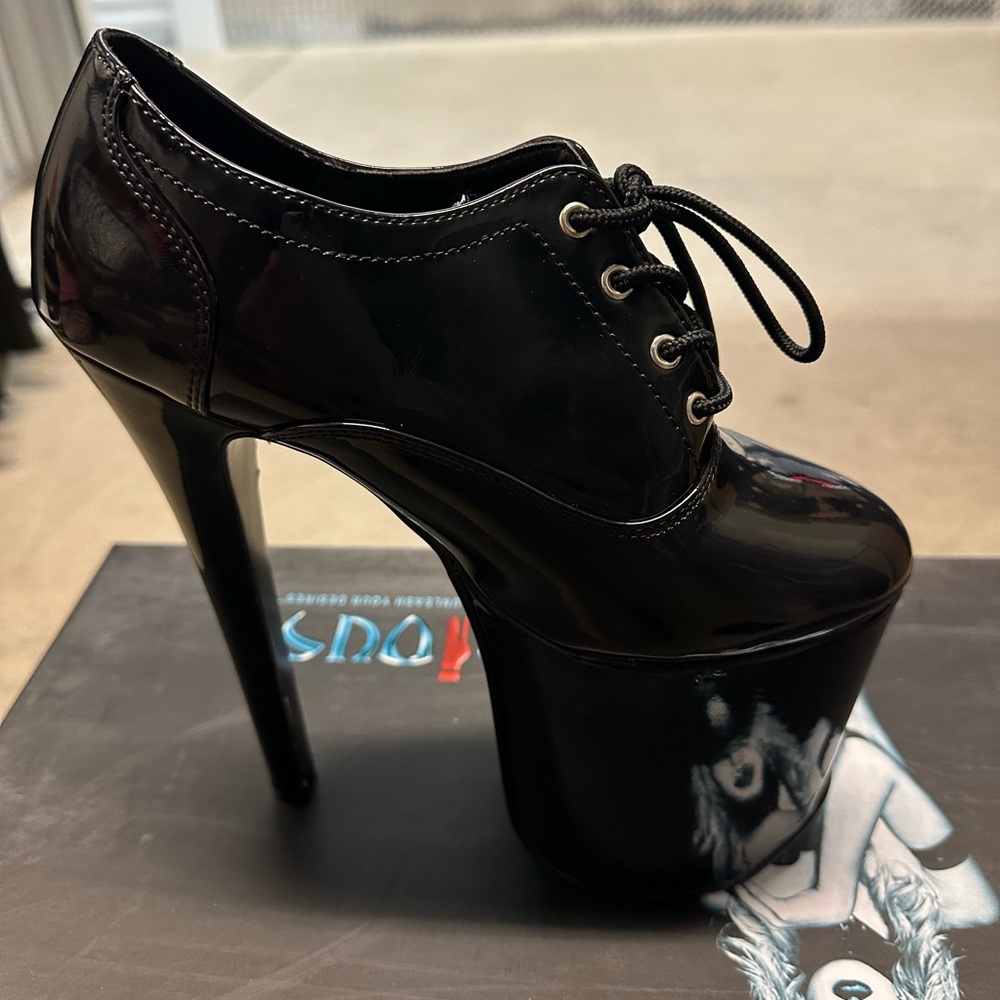 DEVIOUS-Platform Oxford Tie up Ankle Boots.